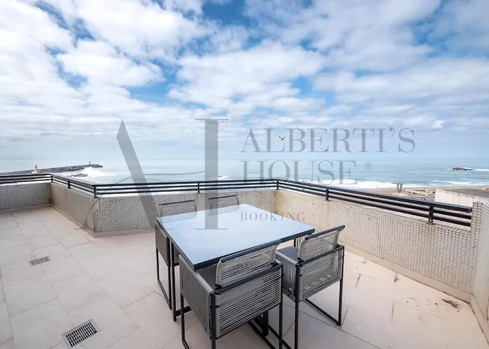 Ocean View Foz Apartman *