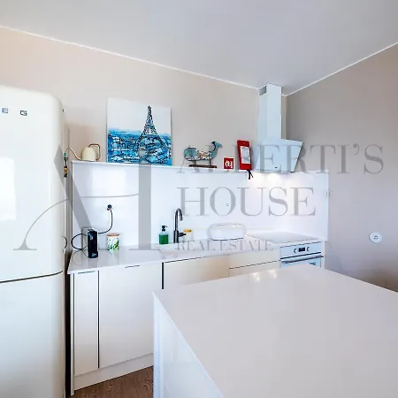 Ocean View Foz بورتو